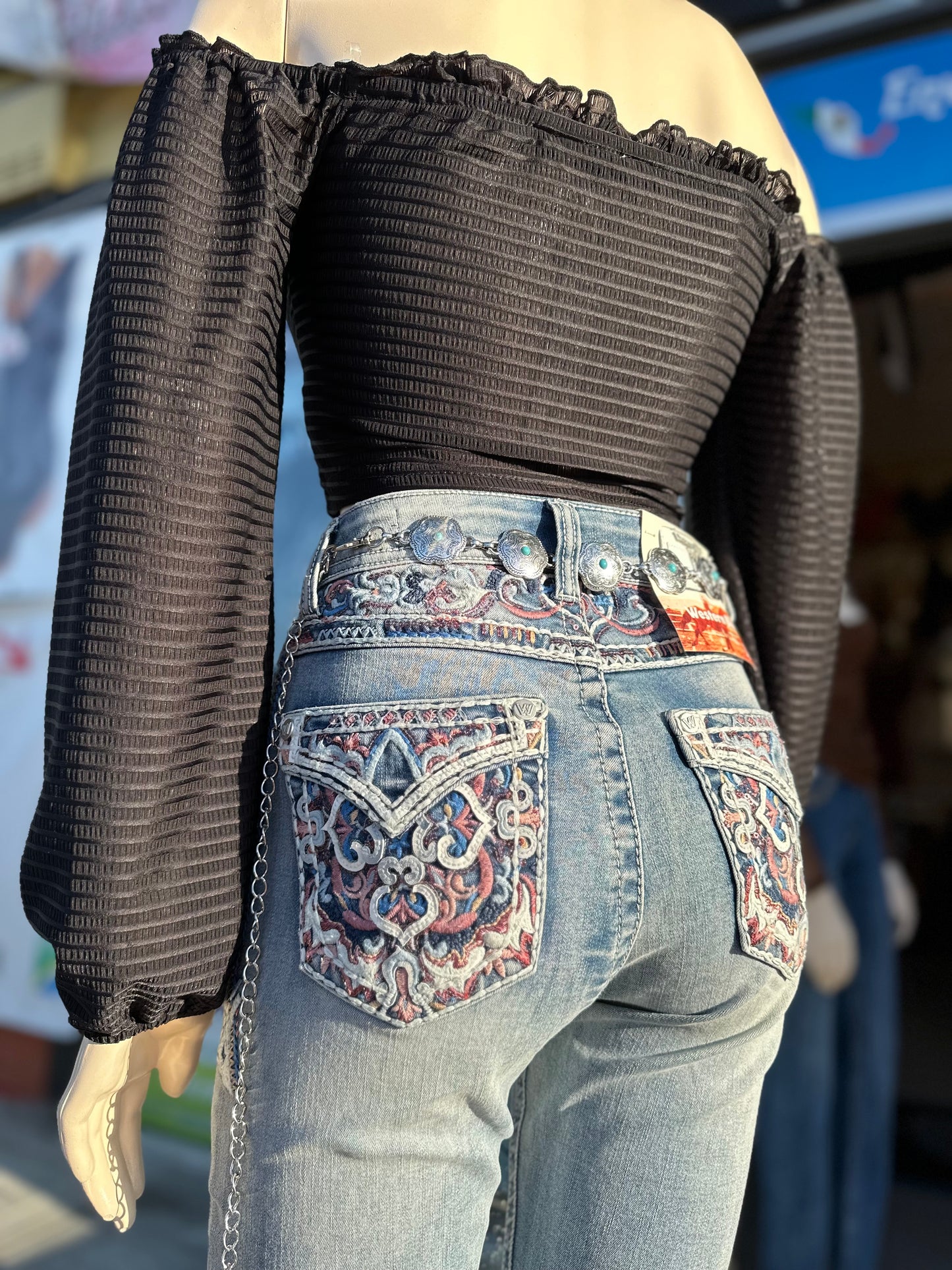 05 Bootcut Jeans