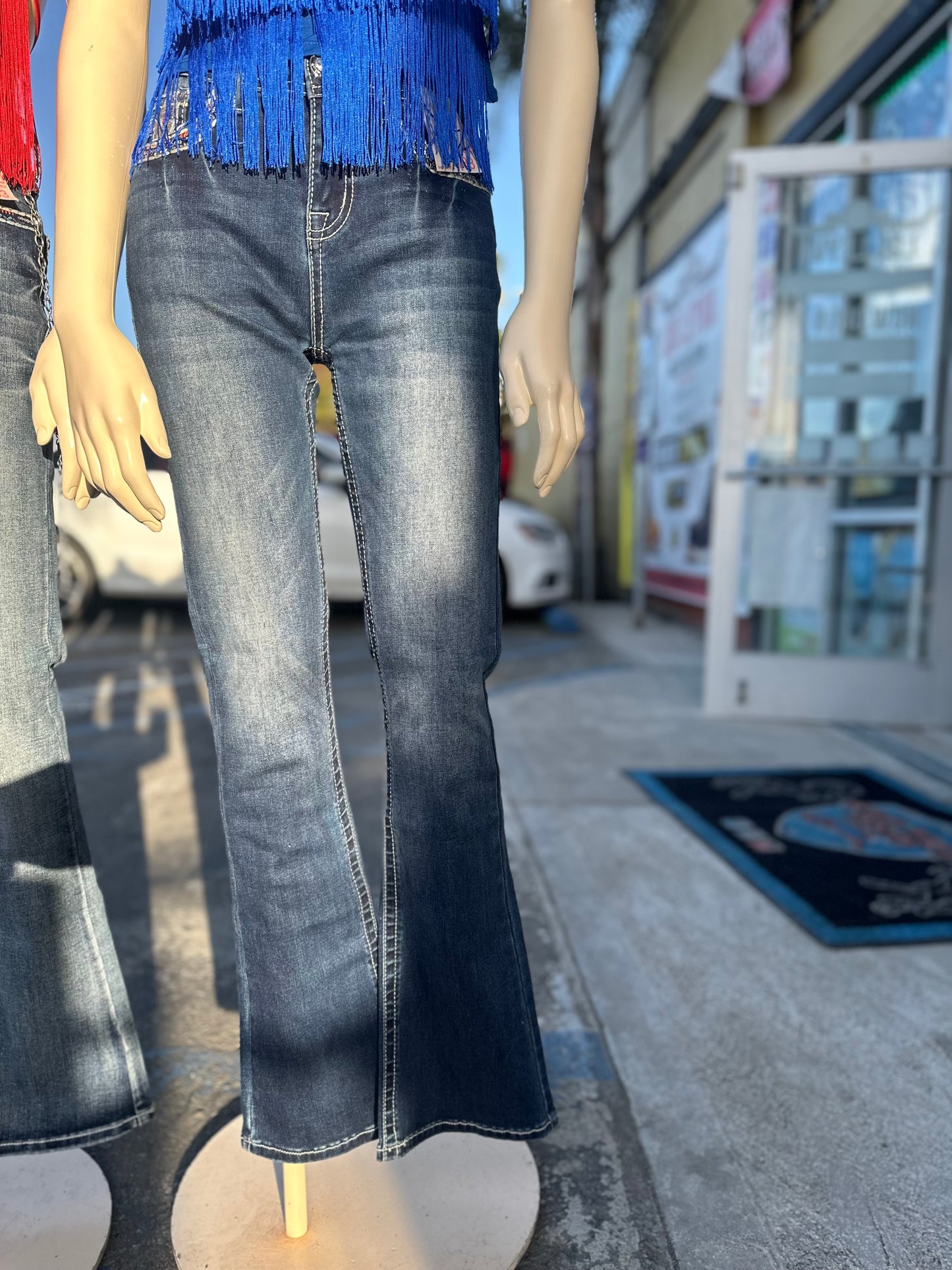 04 Bootcut Jeans