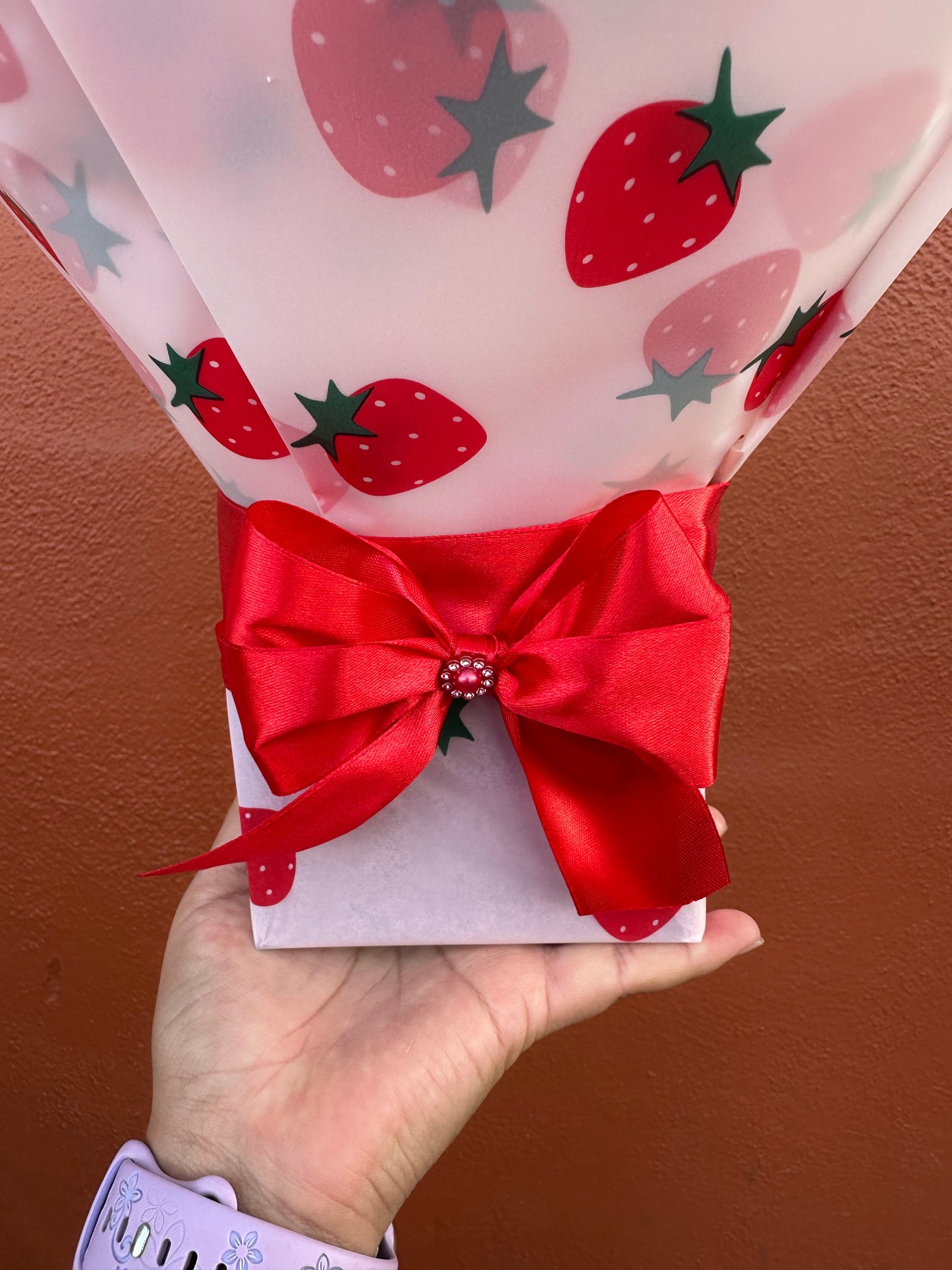 Ramo de Rosita Fresita / strawberry Shortcake bouquet π