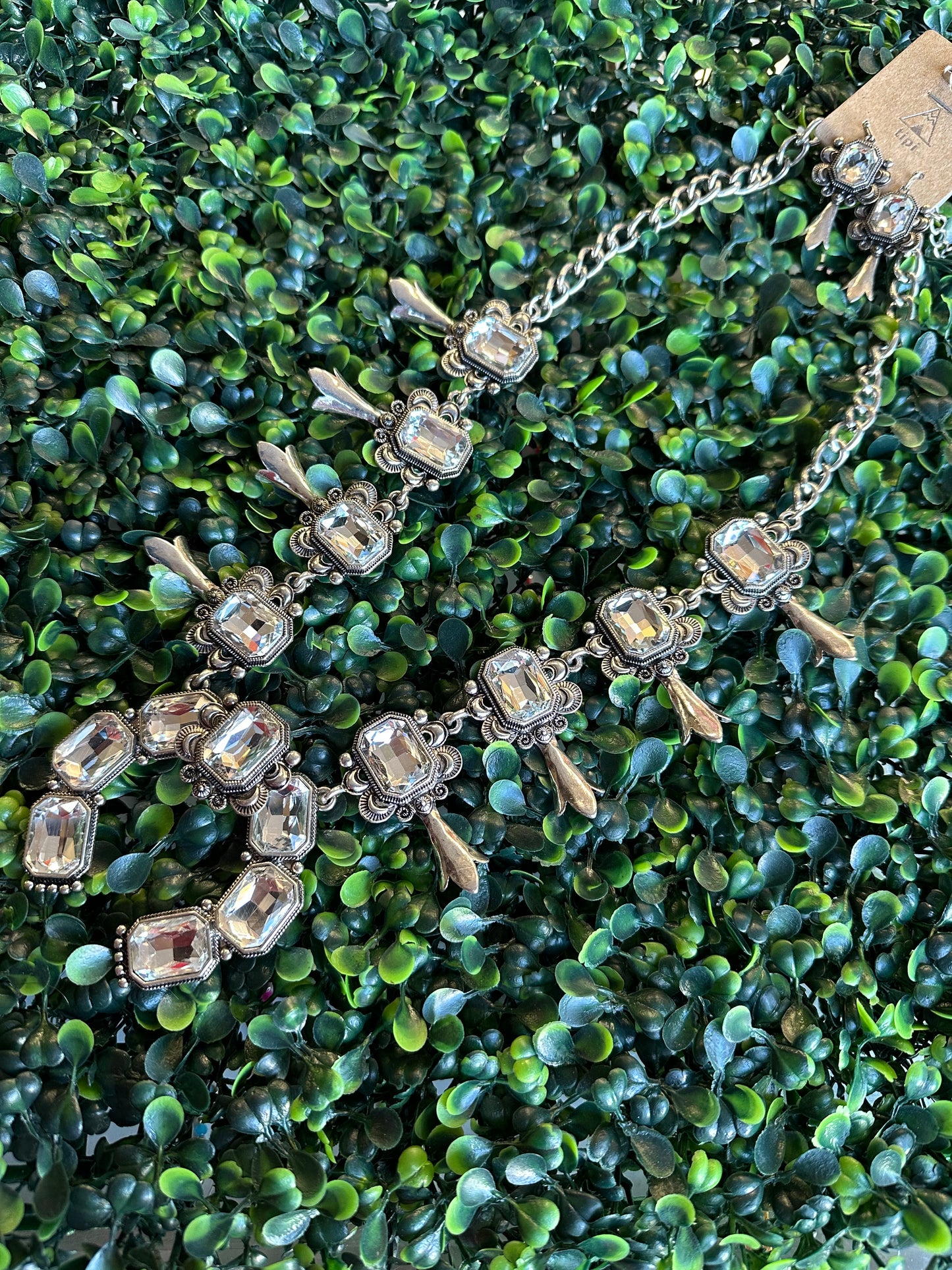 Crystal necklace and earrings set