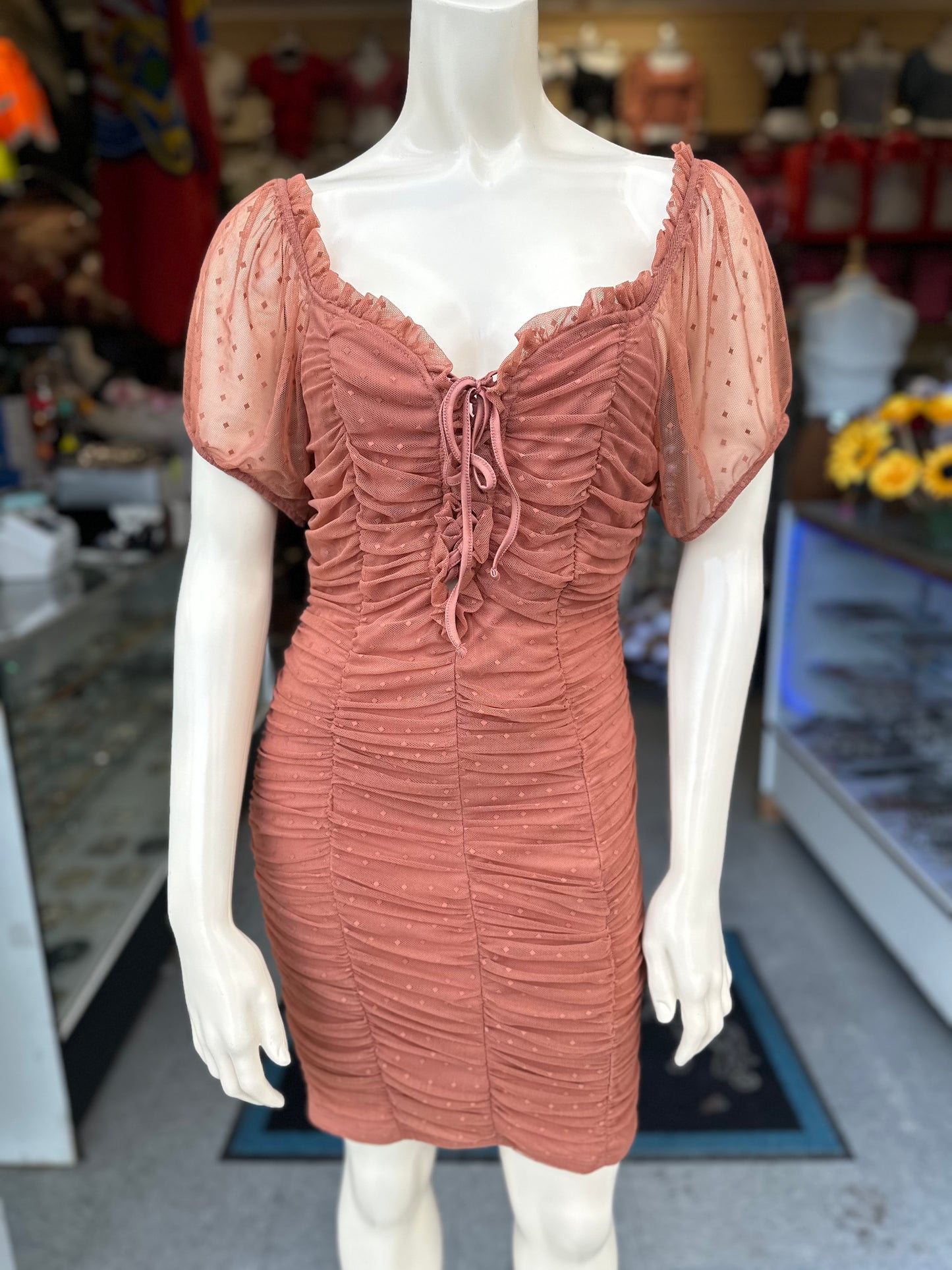 Ruched off shoulder dotted dress (reg & plus size)