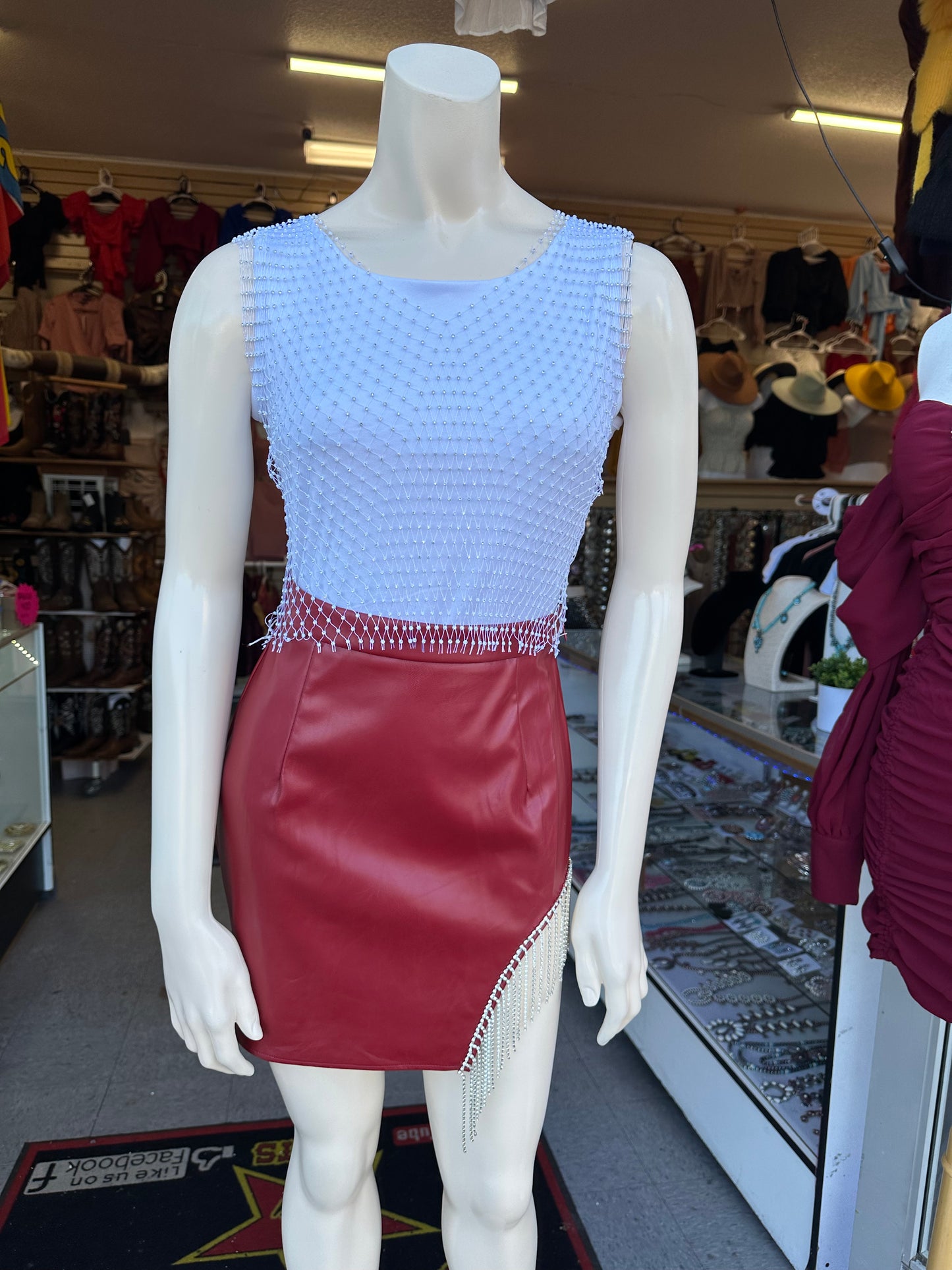 Mini skirt with crystal Tassel(2 colors available)