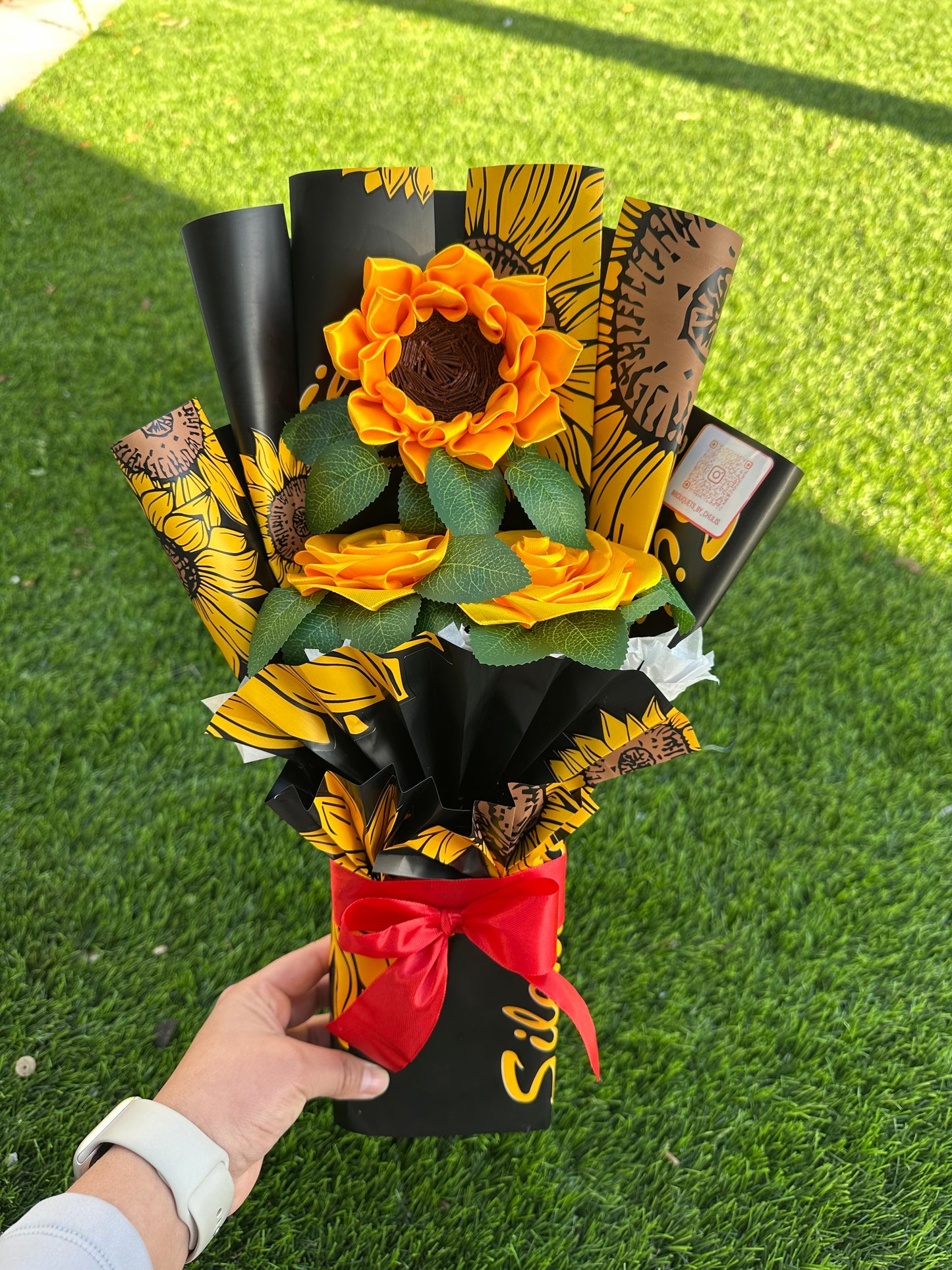 Girasol y rosas 🌻