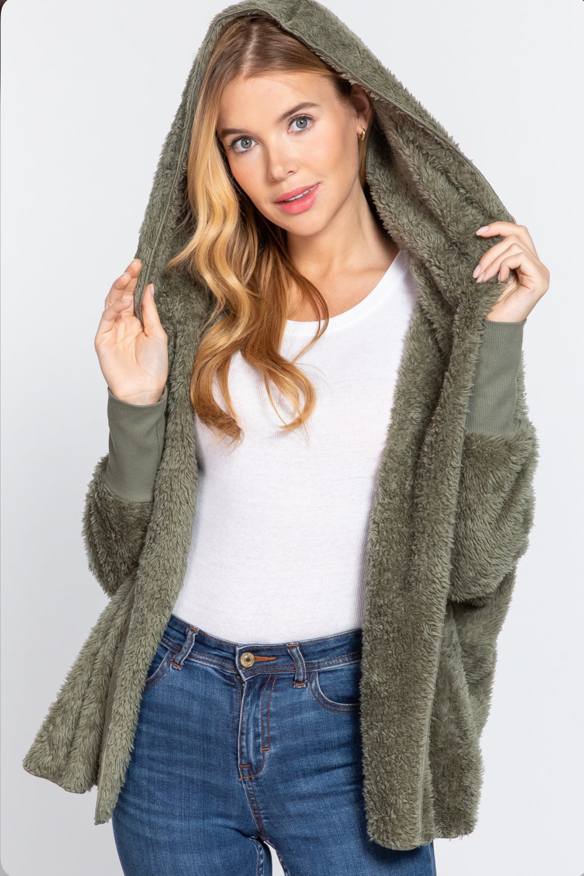 HOODIE OVERSIZED FAUX FUR OPEN JACKET(size small only)