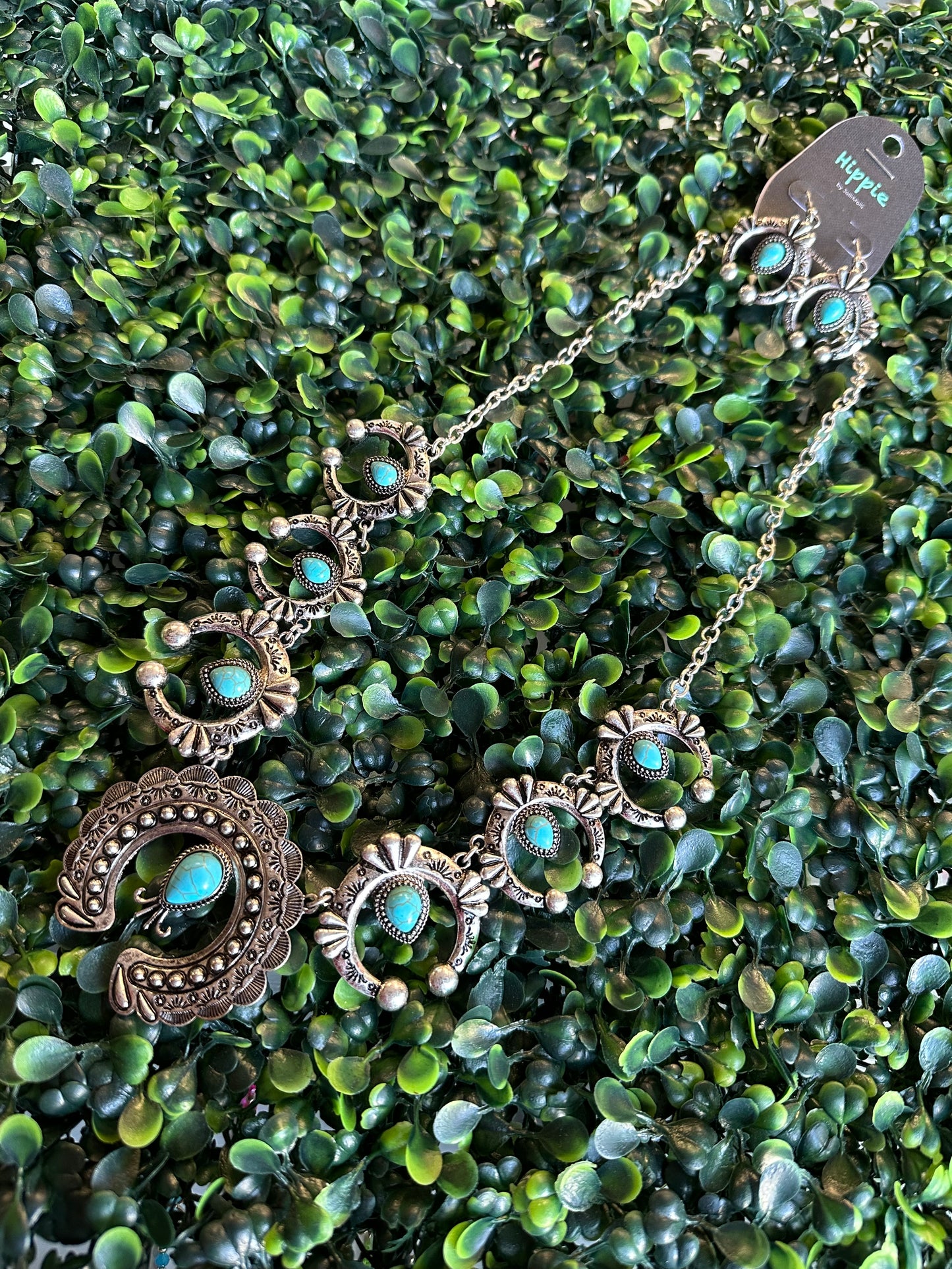 Silver/ turquoise necklace and earrings set