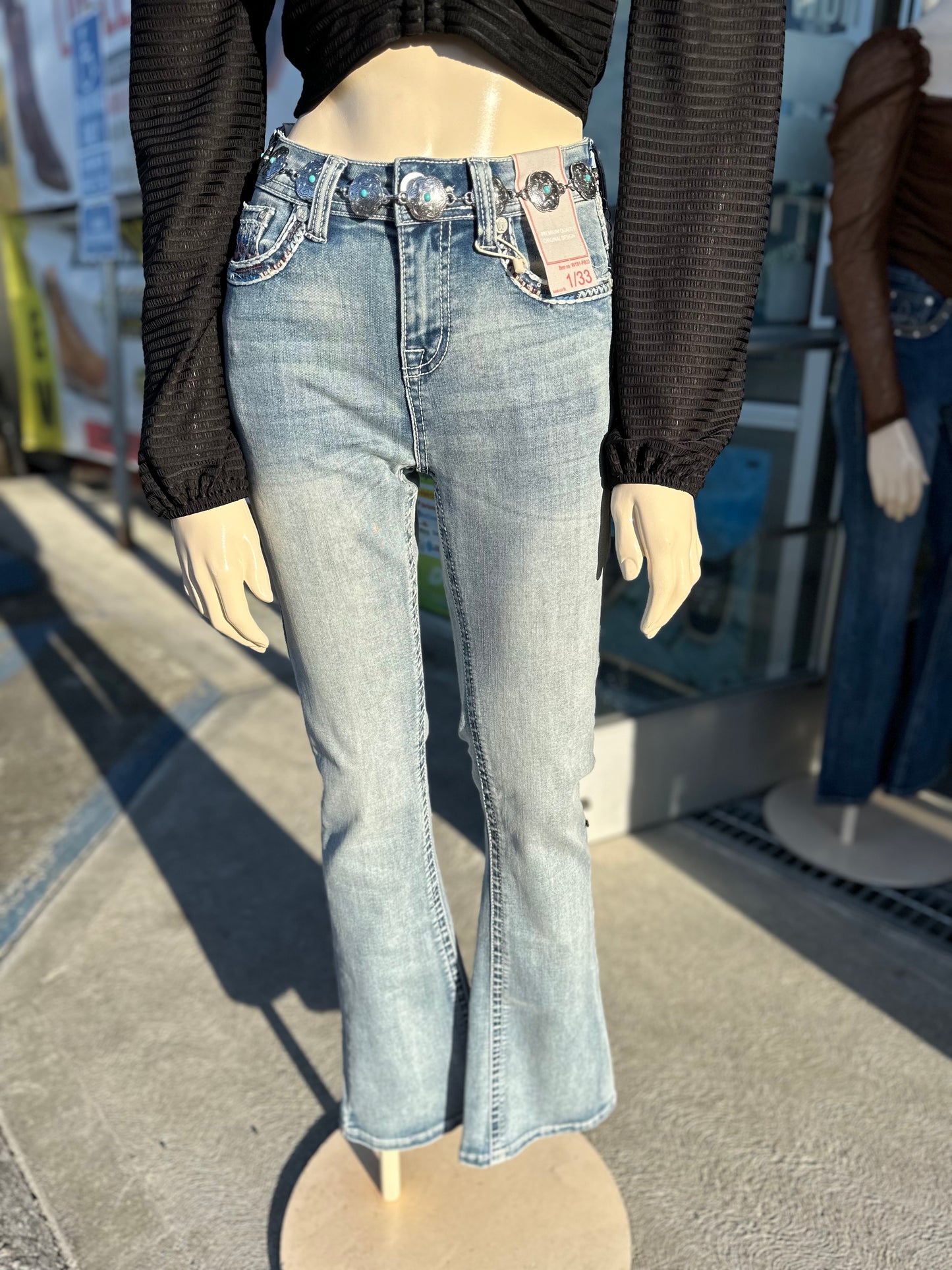 05 Bootcut Jeans