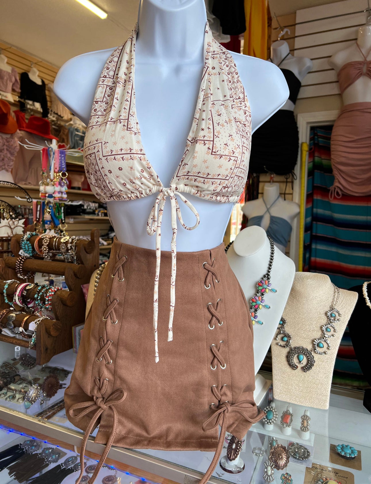 Enamorada 🥰 Neck Bra Cup Top(2 colors)