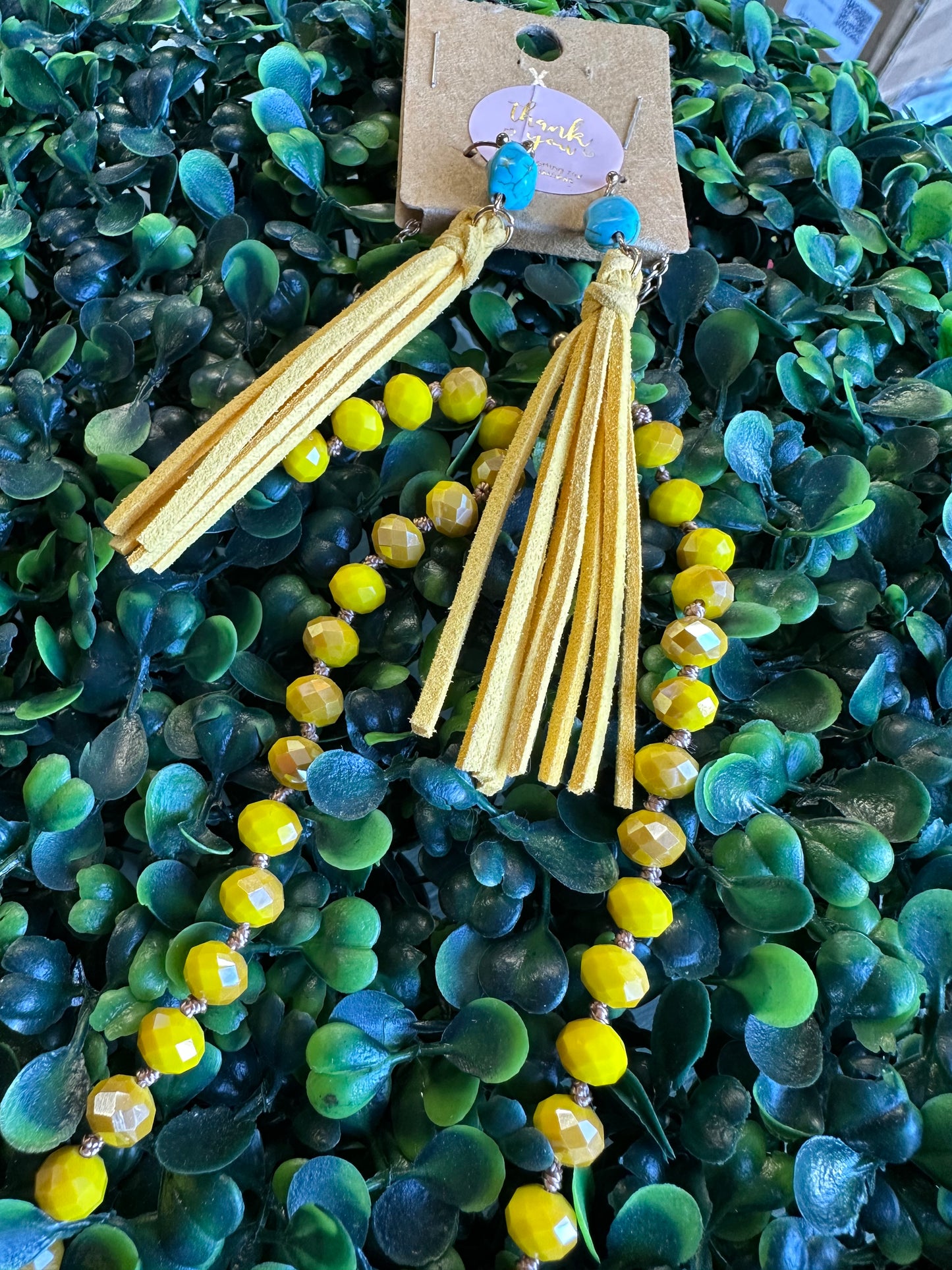 Yellow pearl necklace with earrings set