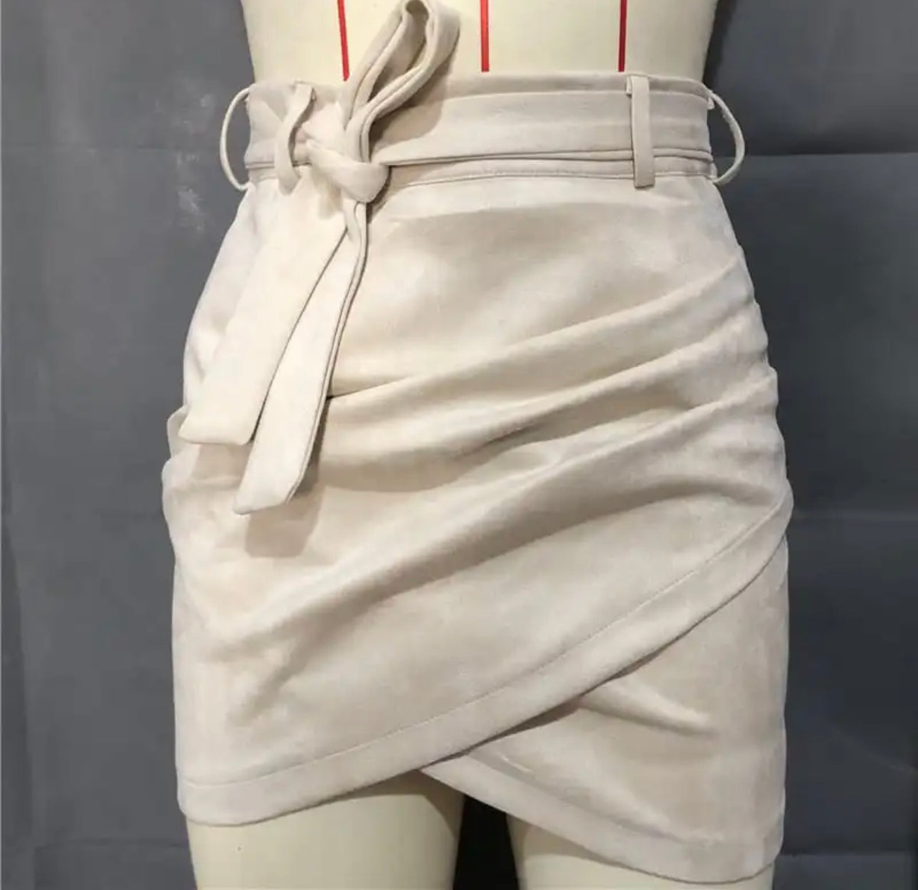 High waist suede skirt (2 colors available)