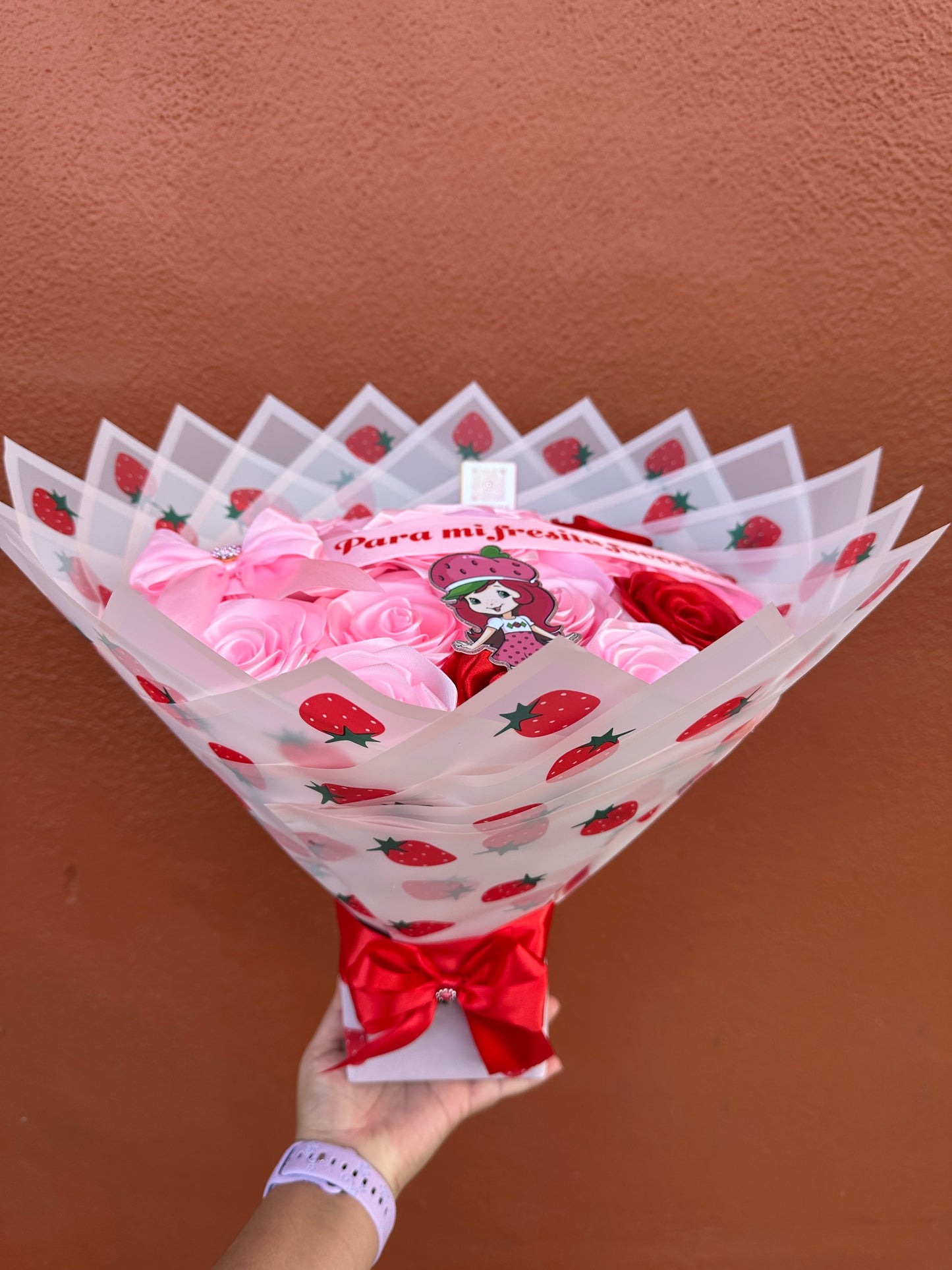 Ramo de Rosita Fresita / strawberry Shortcake bouquet 💐