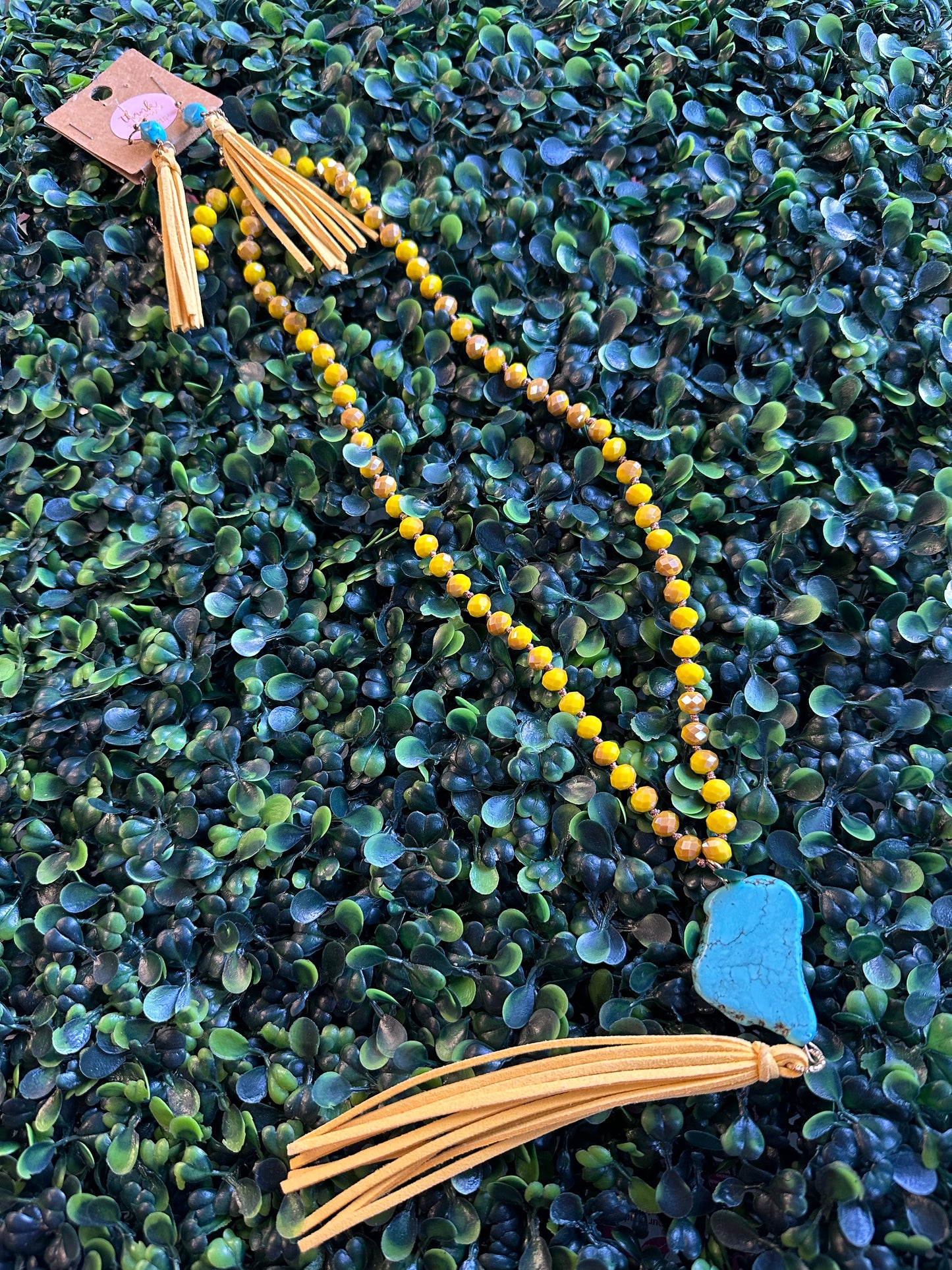 Yellow pearl necklace with earrings set