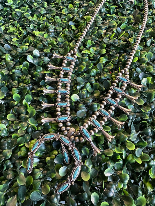 Turquoise necklace and earrings set