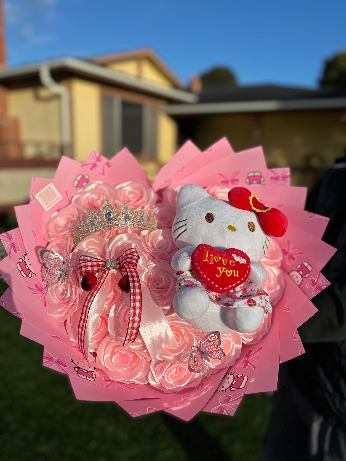 Ramo hello kitty en corazón