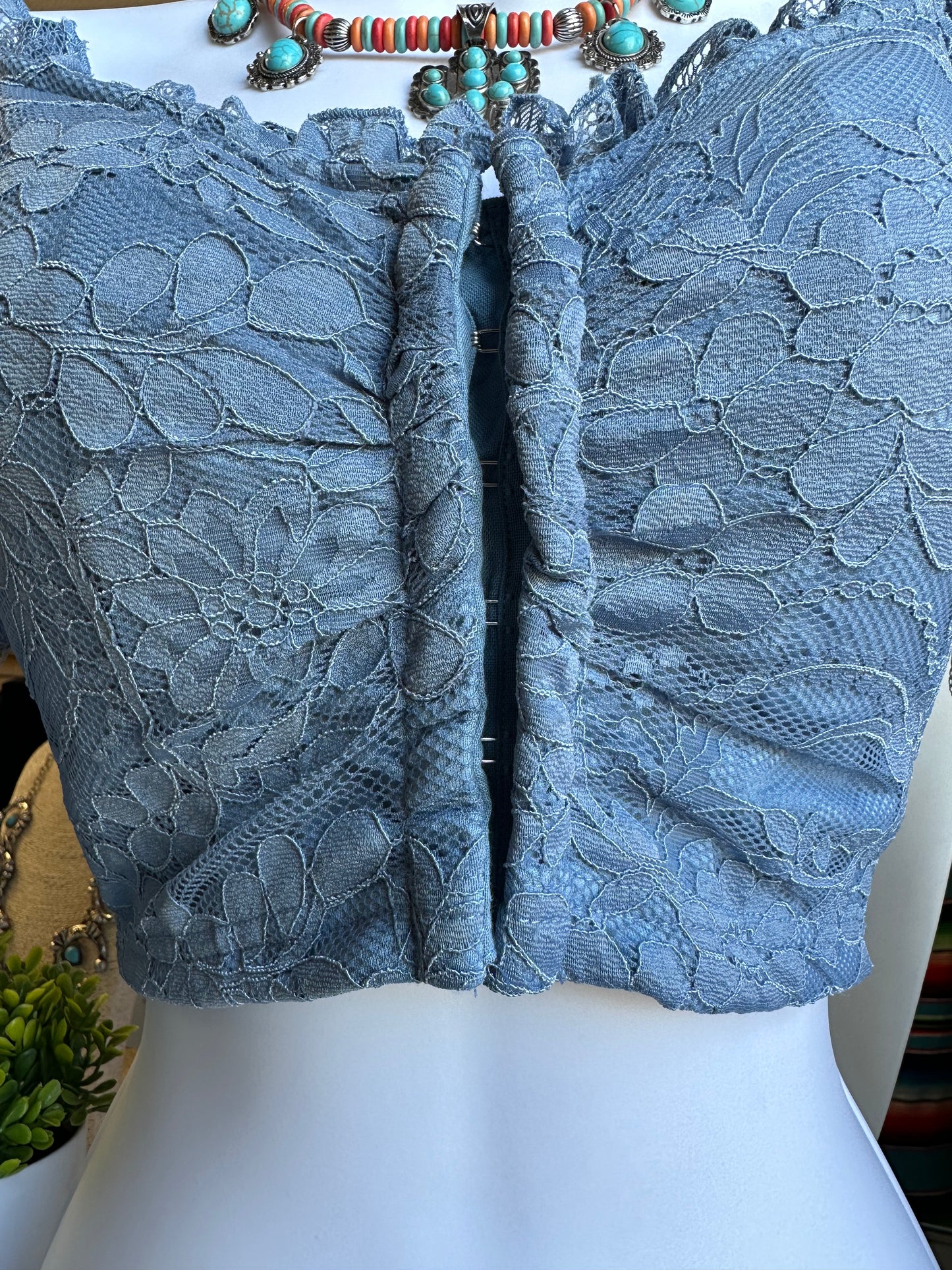 Yasmin lace top